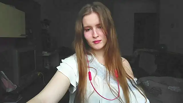 Snapshot of Adelinevibe chatting on 02-26-26, 07:08 Adelinevibe online show from 02-26-26, 07:08