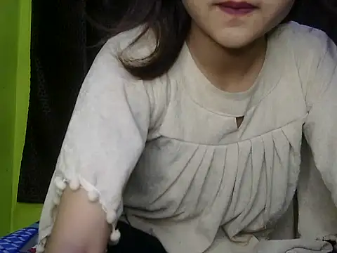 Aani 0 online show from 03-08-26, 04:27