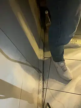 lawex98 online show from 04-10-26, 02:02