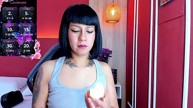 Valkiria wine online show from 03-28-26, 01:34