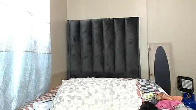 LexyDiana online show from 03-29-26, 06:15