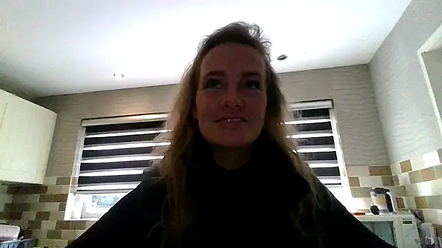 Snapshot of Lisanne30 chatting on 02-26-26, 08:36 Lisanne30 online show from 02-26-26, 08:36