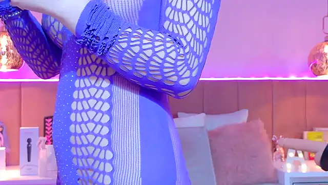 AnnieAddam online show from 03-18-26, 11:16