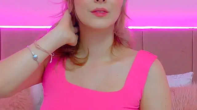 Snapshot of AnnieAddam chatting on 05-24-26, 03:50 AnnieAddam online show from 05-24-26, 03:50