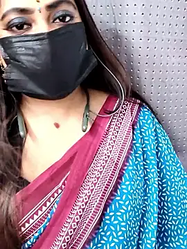 Cutie Nila online show from 04-11-26, 07:45