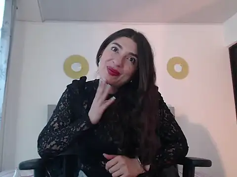 Julietaamado online show from 03-17-26, 01:14