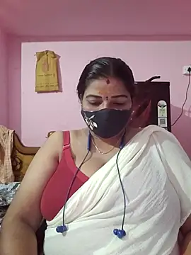 Snapshot of tamil_lathikaaa chatting on 04-29-26, 05:30 tamil lathikaaa online show from 04-29-26, 05:30