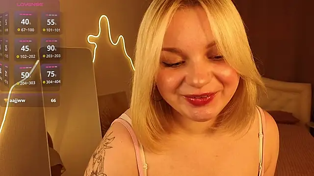 Snapshot of Doris_Lee chatting on 06-19-26, 01:17 Doris Lee online show from 06-19-26, 01:17
