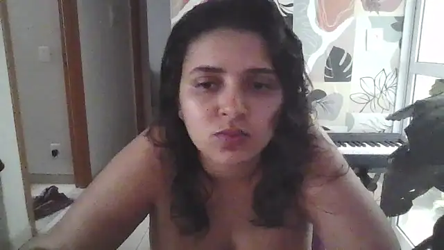 Snapshot of midsize_94 chatting on 02-28-26, 08:52 midsize 94 online show from 02-28-26, 08:52