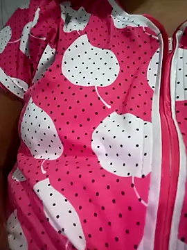 aisha 67 online show from 03-11-26, 10:48