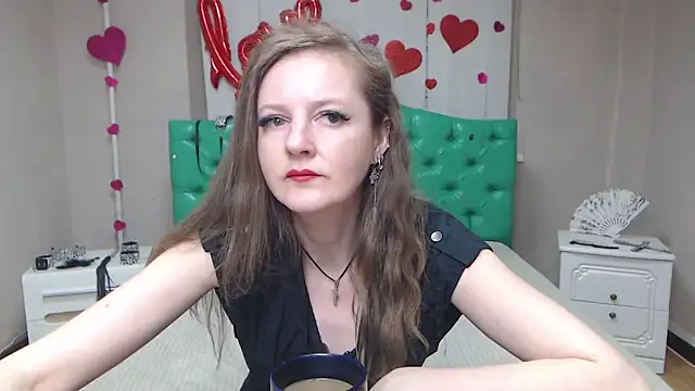 Snapshot of MeganPirs chatting on 04-21-26, 05:08 MeganPirs online show from 04-21-26, 05:08