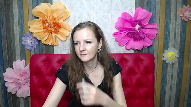 Snapshot of MeganPirs chatting on 05-11-26, 02:45 MeganPirs online show from 05-11-26, 02:45