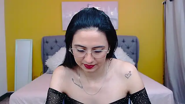 alexaneuer online show from 07-21-26, 01:23