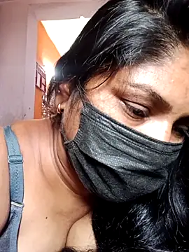 sexyladdupilla online show from 04-20-26, 07:55