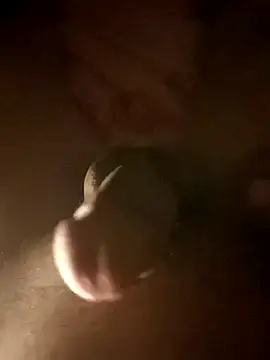 Snapshot of boythichlo99 chatting on 04-16-26, 05:03 boythichlo99 online show from 04-16-26, 05:03