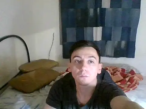 Snapshot of baddboy19 chatting on 05-02-26, 03:23 baddboy19 online show from 05-02-26, 03:23