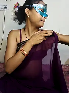 Snapshot of Sweet_Cpl_ chatting on 04-17-26, 11:51 Sweet Cpl online show from 04-17-26, 11:51