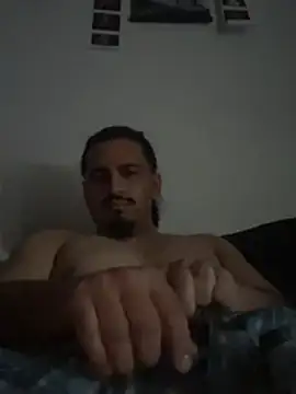 brownbonegangsta13 online show from 03-12-26, 02:32