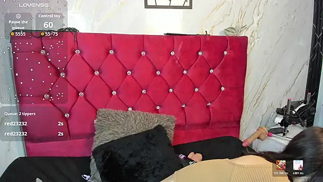 Miis Beella online show from 05-27-26, 07:43
