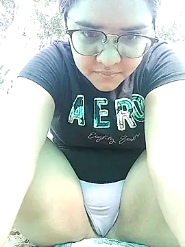 single kitten online show from 03-04-26, 12:13