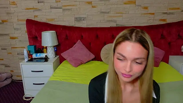 LannaSkyy online show from 03-20-26, 07:59