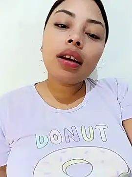 Naomi Summer  online show from 02-26-26, 02:44