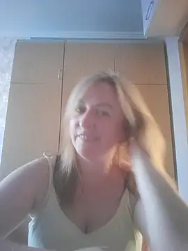 ChristinaYork online show from 06-25-26, 05:12