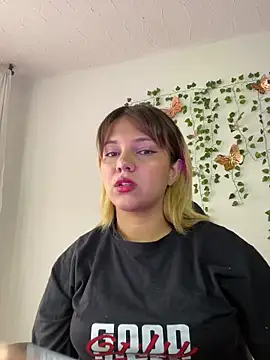 aurora bela online show from 03-24-26, 05:13