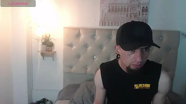Rommen N Zoe online show from 05-29-26, 01:00