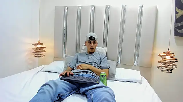 Ethan Wolfe online show from 02-27-26, 06:02