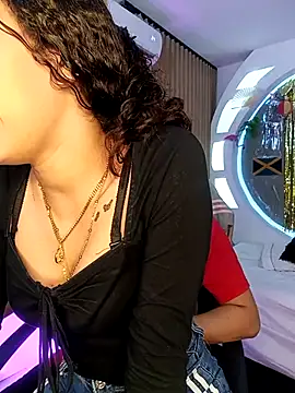 ritzabeth daniel online show from 04-17-26, 02:36