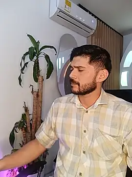 ritzabeth daniel online show from 05-18-26, 03:06