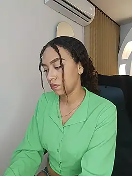 ritzabeth daniel online show from 07-25-26, 02:52