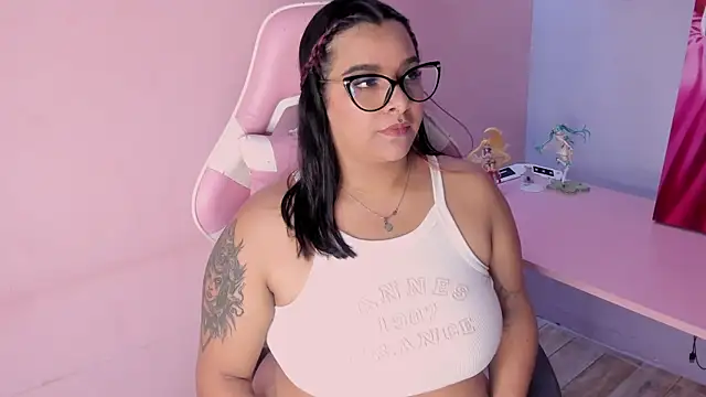 EmeelyMuller online show from 03-16-26, 06:06