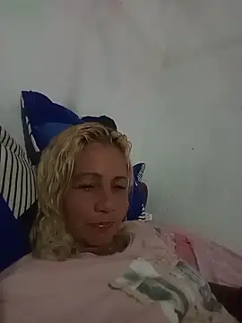 Lamonita05 online show from 04-17-26, 04:10