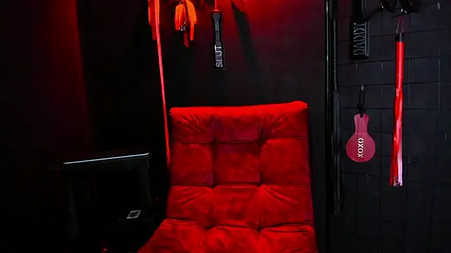 Antonella fox bdsm online show from 02-26-26, 07:58