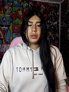 charlottte wh online show from 04-04-26, 07:48