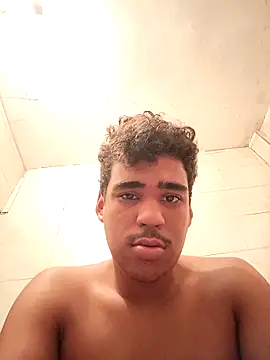 Snapshot of luis230436 chatting on 03-27-26, 03:04 luis230436 online show from 03-27-26, 03:04