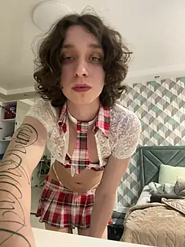 PrettylnPink  online show from 05-06-26, 11:42
