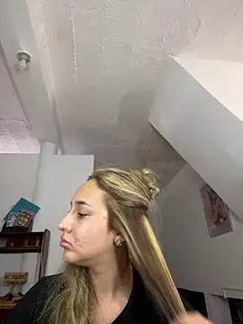 SamanthaVega  online show from 03-19-26, 04:51