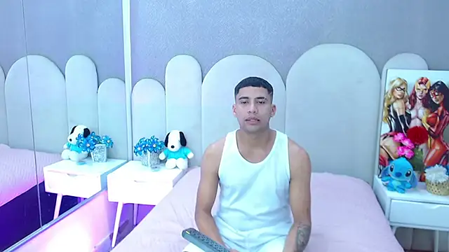 party duo boys online show from 03-01-26, 10:37