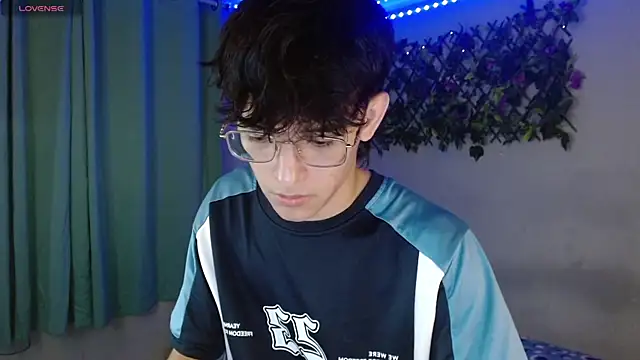 noah millerx online show from 04-19-26, 04:57