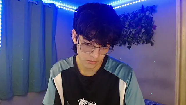 noah millerx online show from 03-21-26, 03:41