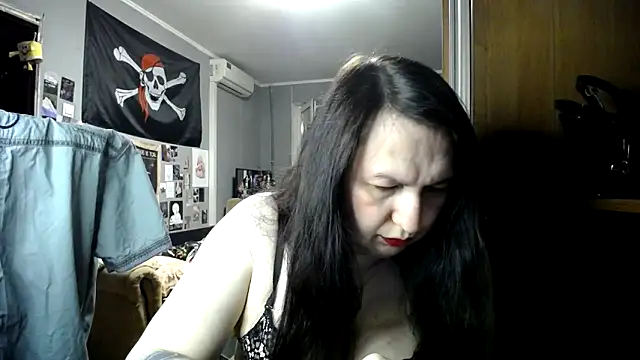 EvaBeautyXx online show from 03-18-26, 06:53