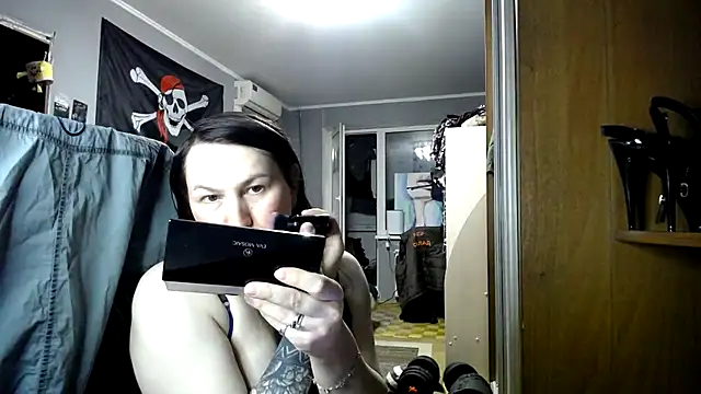 EvaBeautyXx online show from 03-22-26, 09:38