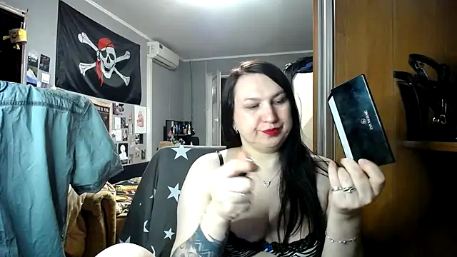 EvaBeautyXx online show from 03-17-26, 07:06