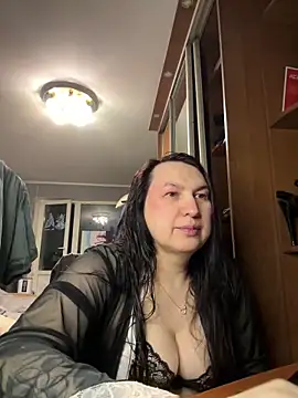 EvaBeautyXx online show from 04-06-26, 11:17