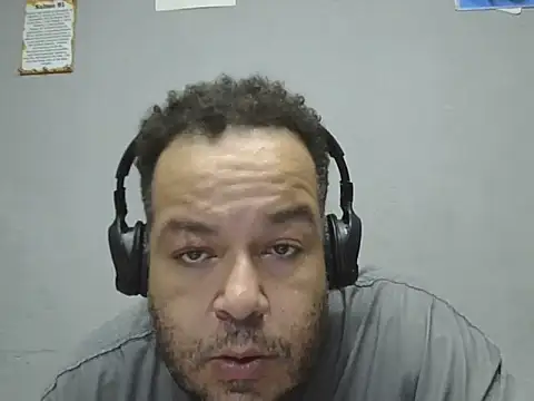 UrsoBissexualPauGrosso online show from 04-04-26, 08:37