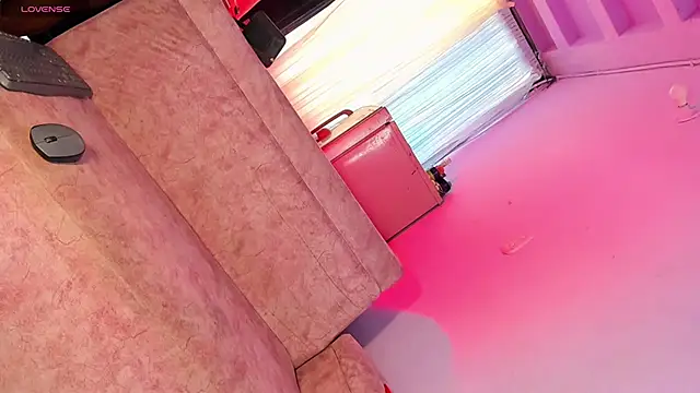 amazing kimberly online show from 04-22-26, 08:04
