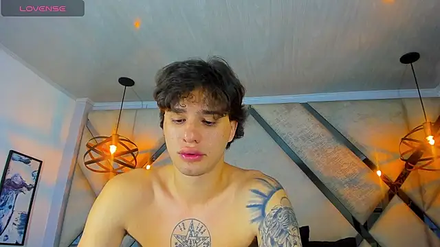 EXCLUSIVE8 online show from 03-09-26, 02:59